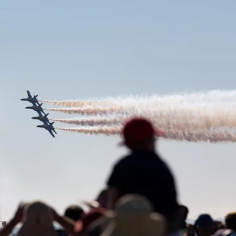 What to bring to watch the airshow at EAA AirVenture