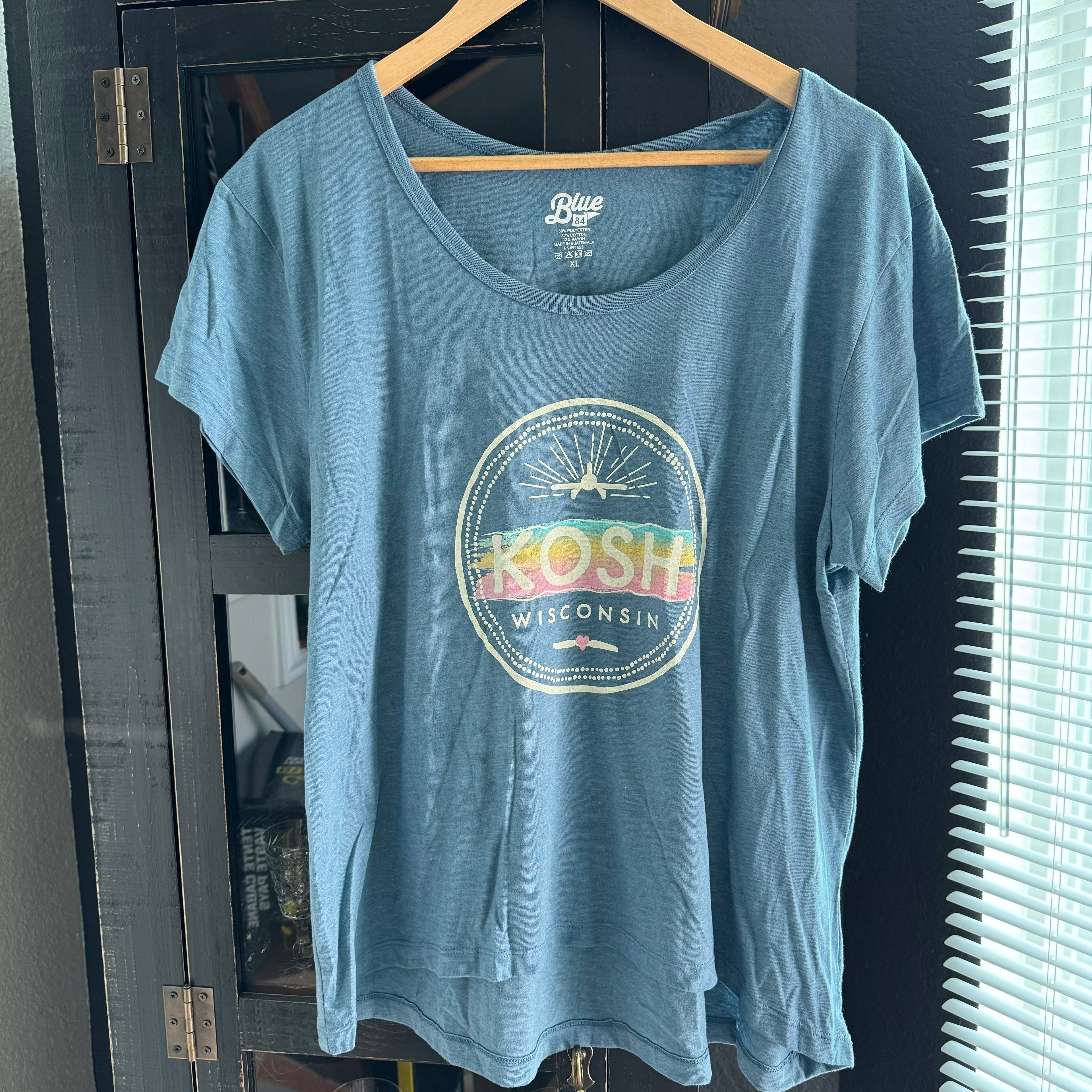 Oshkosh KOSH ladies t-shirt with airplane and propeller