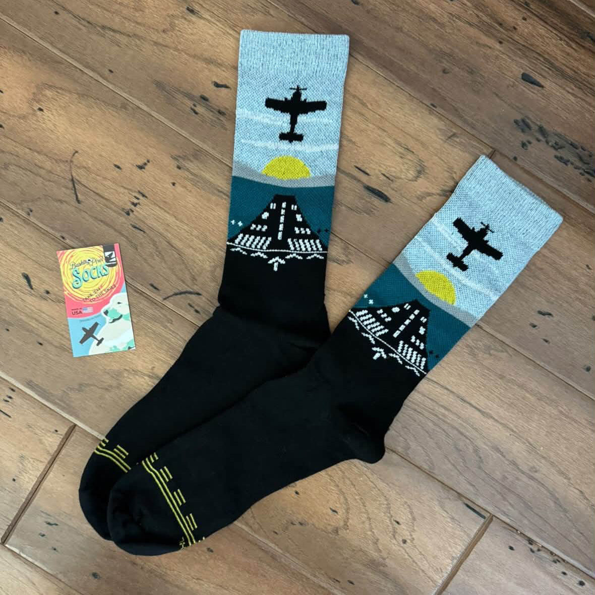 Airplane Takeoff Socks - Crew