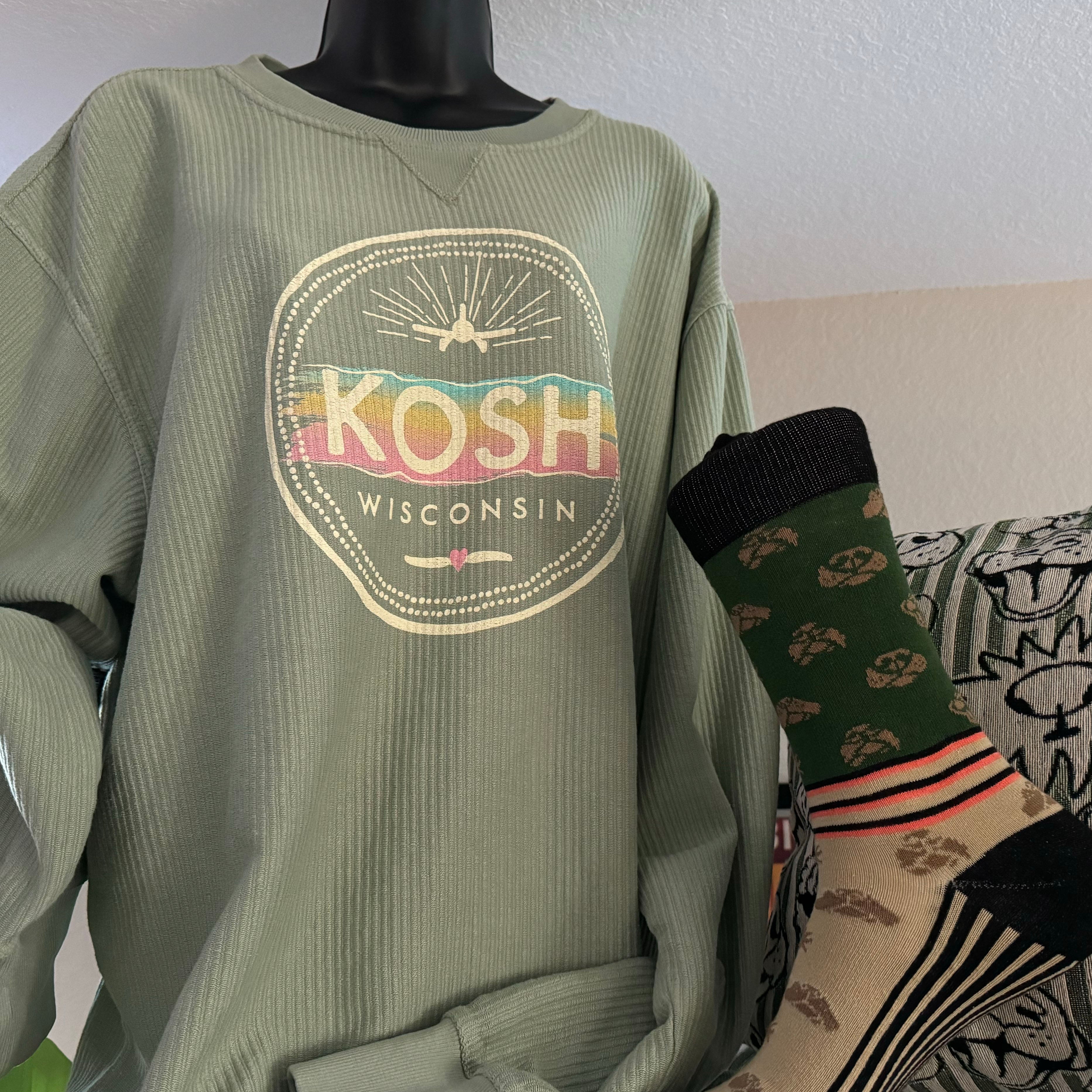 Oshkosh KOSH ladies crewneck sweatshirt with airplane and propeller