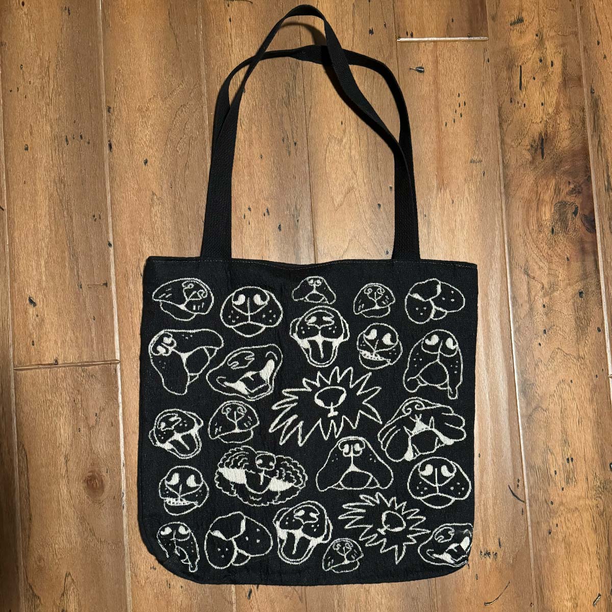 Woven tote with dog noses