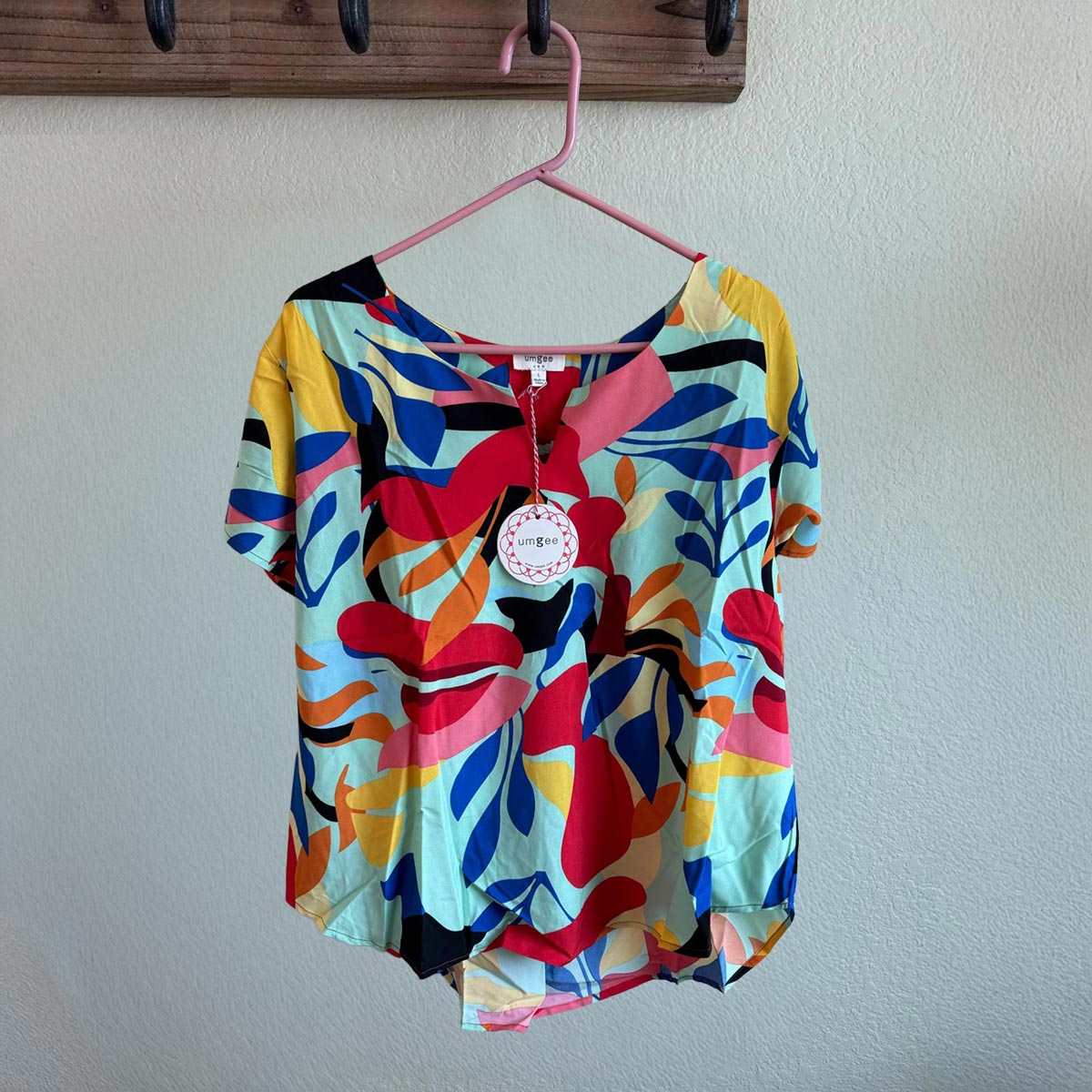 Umgee Short Sleeved Abstract Print Top